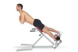 Nugaros-tiesiamųjų-raumenų-stiprinimas-treniruoklyje